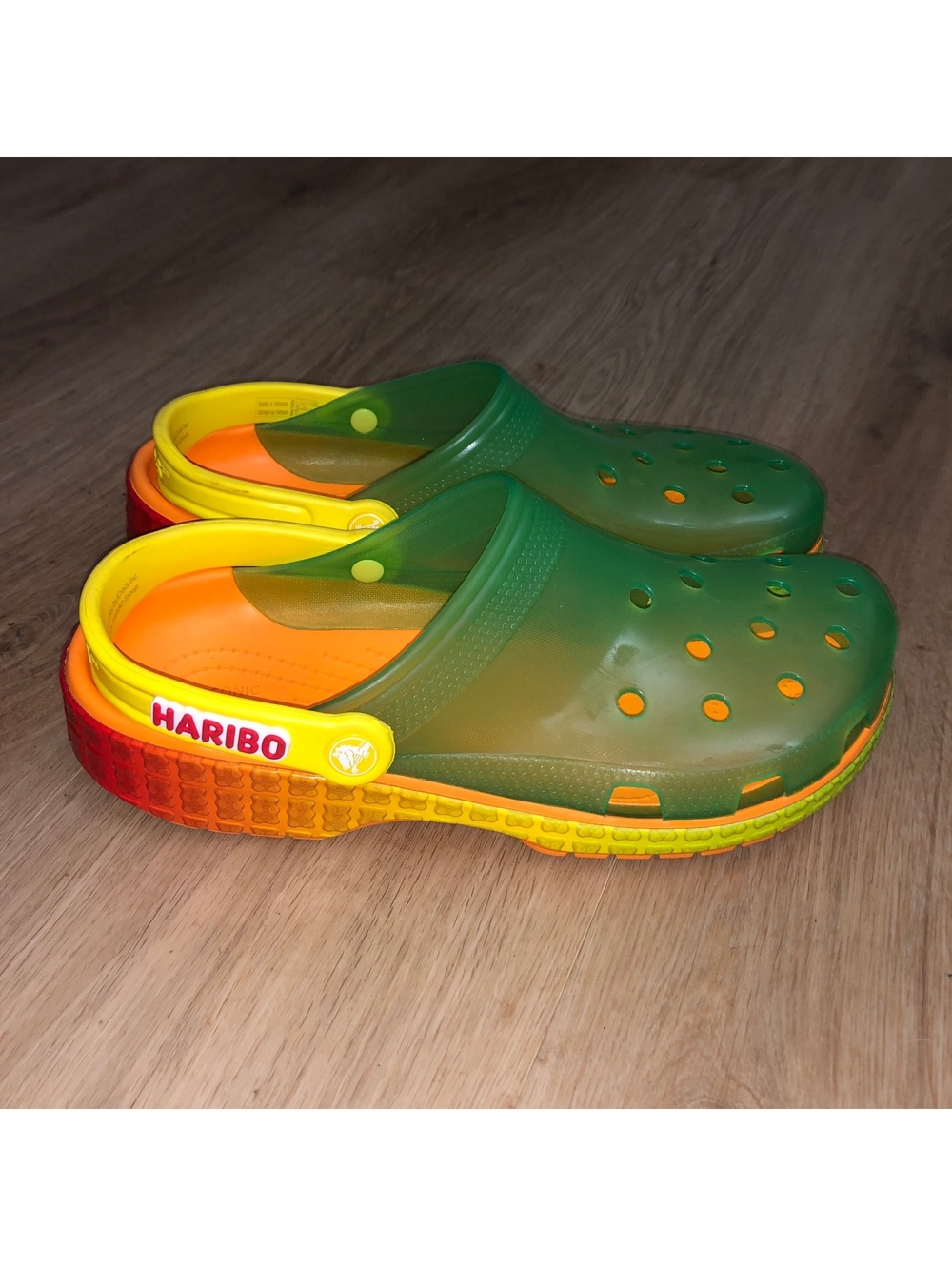 CROCS x HARIBO GUMMY GOLD BEARS COLLAB GREEN ORANGE RARE CLOGS MENS 9 WOMENS 11